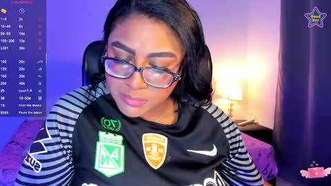 Snapshot of ebony__queen2 chatting on June 2026 08:09:01 PM ebony__queen2 online show from June 2026 08:09:01 PM