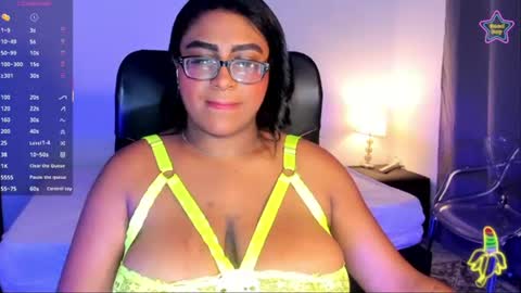 Snapshot of ebony__queen2 chatting on June 2026 08:57:01 PM ebony__queen2 online show from June 2026 08:57:01 PM