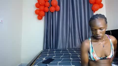 Snapshot of ebony_doll11 chatting on February 2026 07:43:01 PM melons online show from February 2026 07:43:01 PM