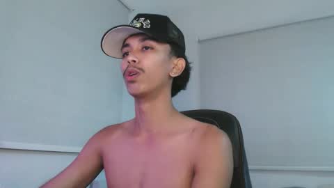 Snapshot of ebony_fuckboy chatting on November 2025 05:44:01 PM ebony_fuckboy online show from November 2025 05:44:01 PM