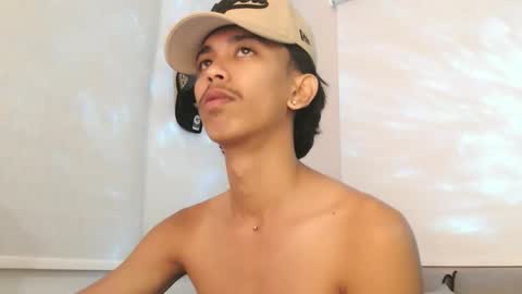 Snapshot of ebony_fuckboy chatting on November 2025 07:49:02 PM ebony_fuckboy online show from November 2025 07:49:02 PM