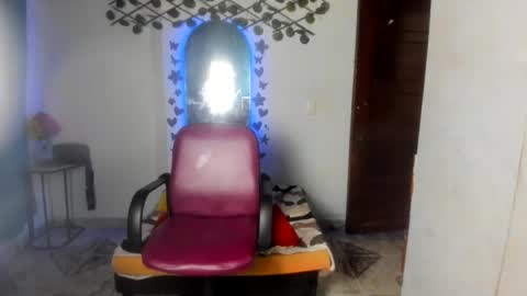 ebony_luna1 online show from July 2026 08:03:01 PM