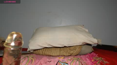 EBONY PETITE online show from May 2026 05:03:02 AM
