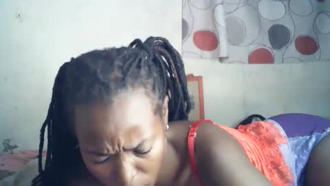ebony_phoenix12 online show from December 2025 05:34:01 AM
