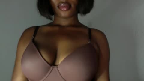 delilah online show from May 2026 06:58:01 PM