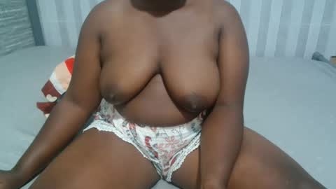 Snapshot of ebony_sabrina chatting on November 2025 08:44:01 PM Sabrina online show from November 2025 08:44:01 PM