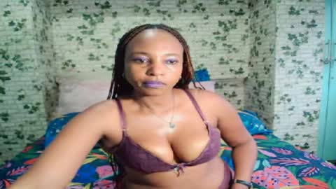 Snapshot of ebony_seduction00 chatting on June 2026 05:53:02 AM ebony_seduction00 online show from June 2026 05:53:02 AM