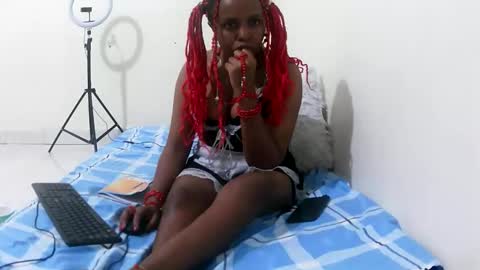 ebony_sluttt online show from February 2026 04:14:01 PM