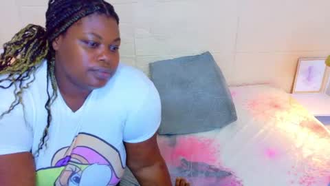 Snapshot of ebony_sugar_mommy chatting on June 2026 01:41:02 AM MILENA online show from June 2026 01:41:02 AM