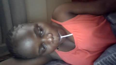 Snapshot of ebony_tasha chatting on July 2026 05:23:02 AM tasha online show from July 2026 05:23:02 AM