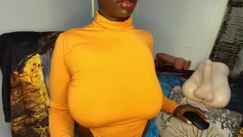 Ebony Melanie online show from February 2026 09:37:02 PM