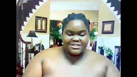 Snapshot of ebonyhotbuns4u2luv chatting on March 2025 06:44:01 PM ebonyhotbuns4u2luv online show from March 2025 06:44:01 PM