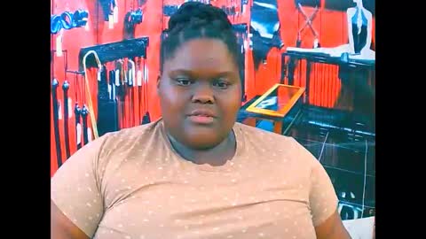 Snapshot of ebonyhotbuns4u2luv chatting on November 2025 10:41:02 PM ebonyhotbuns4u2luv online show from November 2025 10:41:02 PM