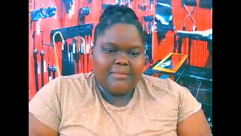 Snapshot of ebonyhotbuns4u2luv chatting on November 2025 06:48:02 PM ebonyhotbuns4u2luv online show from November 2025 06:48:02 PM