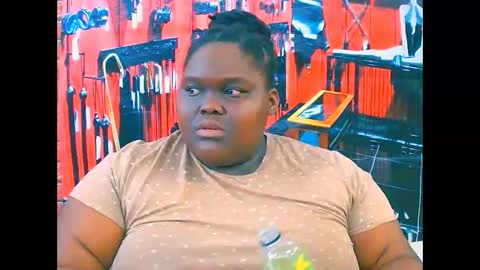 Snapshot of ebonyhotbuns4u2luv chatting on November 2025 09:36:01 AM ebonyhotbuns4u2luv online show from November 2025 09:36:01 AM