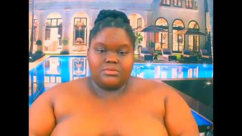 Snapshot of ebonyhotbuns4u2luv chatting on November 2025 07:25:02 PM ebonyhotbuns4u2luv online show from November 2025 07:25:02 PM