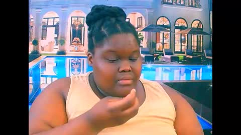 Snapshot of ebonyhotbuns4u2luv chatting on November 2025 07:31:02 AM ebonyhotbuns4u2luv online show from November 2025 07:31:02 AM