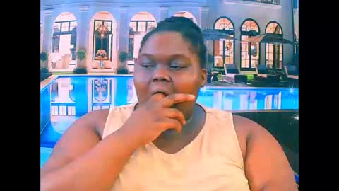 Snapshot of ebonyhotbuns4u2luv chatting on November 2025 10:01:02 PM ebonyhotbuns4u2luv online show from November 2025 10:01:02 PM