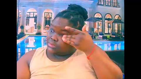 Snapshot of ebonyhotbuns4u2luv chatting on November 2025 07:07:02 PM ebonyhotbuns4u2luv online show from November 2025 07:07:02 PM