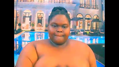 Snapshot of ebonyhotbuns4u2luv chatting on December 2025 07:24:01 AM ebonyhotbuns4u2luv online show from December 2025 07:24:01 AM