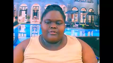 Snapshot of ebonyhotbuns4u2luv chatting on December 2025 08:00:02 AM ebonyhotbuns4u2luv online show from December 2025 08:00:02 AM