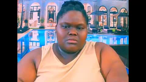 Snapshot of ebonyhotbuns4u2luv chatting on December 2025 08:51:02 AM ebonyhotbuns4u2luv online show from December 2025 08:51:02 AM