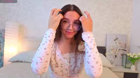 Milly online show from October 2025 03:18:02 AM