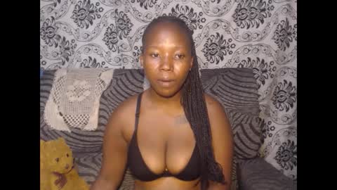Snapshot of ebonymilf1 chatting on March 2025 12:39:02 AM Tee online show from March 2025 12:39:02 AM
