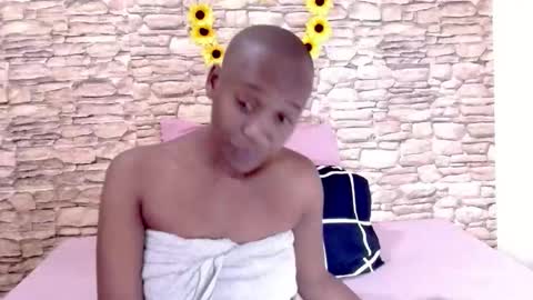 Snapshot of ebonyolive69 chatting on June 2026 06:57:02 PM Cindy online show from June 2026 06:57:02 PM