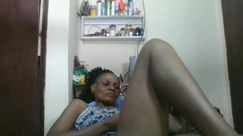 Snapshot of ebonyqueen4 chatting on September 2025 12:05:02 PM JACKLINE online show from September 2025 12:05:02 PM