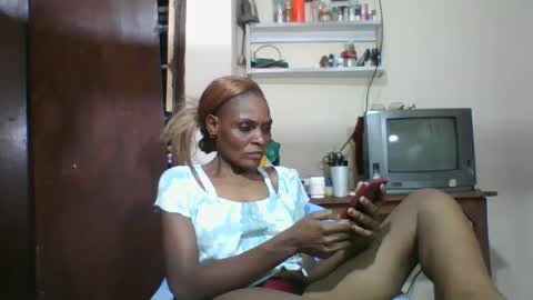 Snapshot of ebonyqueen4 chatting on October 2025 06:29:01 PM JACKLINE online show from October 2025 06:29:01 PM