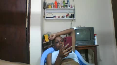 Snapshot of ebonyqueen4 chatting on October 2025 12:50:01 PM JACKLINE online show from October 2025 12:50:01 PM