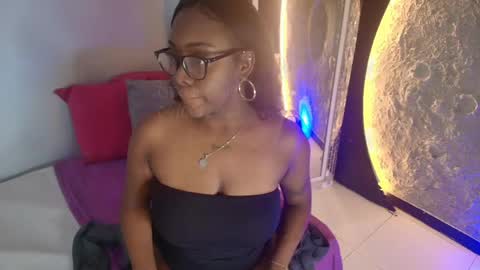 ebonyrosee_ online show from June 2026 12:10:02 PM