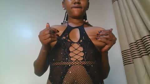 Snapshot of ebonyslut09 chatting on April 2026 01:18:01 AM ebonyslut09 online show from April 2026 01:18:01 AM