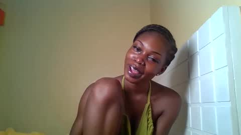 ebonytanqueen online show from March 2026 01:21:01 AM