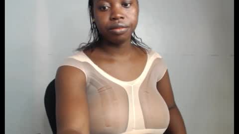 Snapshot of ebonyx_dripqueen chatting on November 2025 07:20:02 AM Loveth online show from November 2025 07:20:02 AM