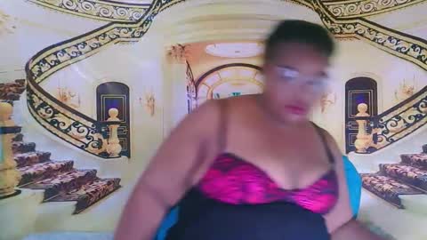 CoCo online show from November 2025 05:42:01 PM