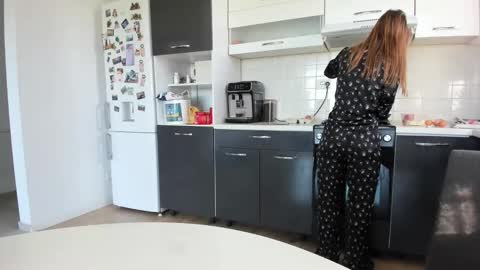 ecaterina_katy online show from April 2026 06:33:02 AM