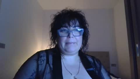 Snapshot of echo_dust chatting on April 2026 06:35:02 PM echo_dust online show from April 2026 06:35:02 PM