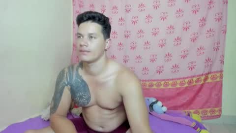 Snapshot of eclipseandflame chatting on November 2025 05:09:02 AM online show from November 2025 05:09:02 AM