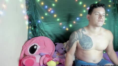 Snapshot of eclipseandflame chatting on December 2025 03:07:02 PM online show from December 2025 03:07:02 PM