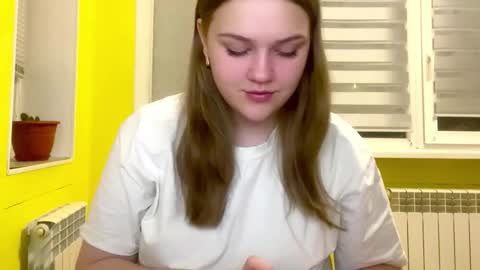 Snapshot of edahucks chatting on February 2026 02:40:02 PM Mia online show from February 2026 02:40:02 PM