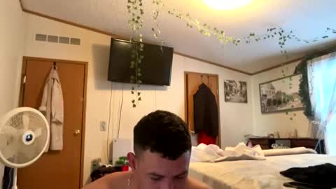 Snapshot of eddgarzay08 chatting on February 2026 09:24:01 PM eddgarzay08 online show from February 2026 09:24:01 PM