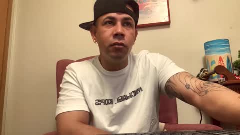 Snapshot of eddgarzay08 chatting on April 2026 01:05:01 PM eddgarzay08 online show from April 2026 01:05:01 PM