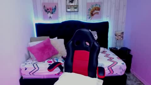 Snapshot of edelaine_rogers chatting on September 2025 05:07:01 AM ede online show from September 2025 05:07:01 AM