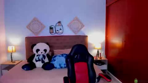 Snapshot of edelaine_rogers chatting on October 2025 05:06:01 AM ede online show from October 2025 05:06:01 AM