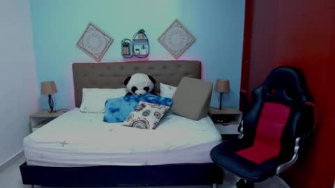 Snapshot of edelaine_rogers chatting on November 2025 10:10:02 AM ede online show from November 2025 10:10:02 AM