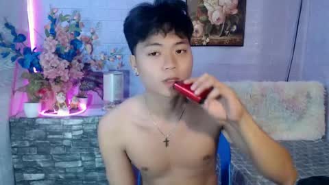 edelcum_xx online show from June 2026 10:30:01 AM