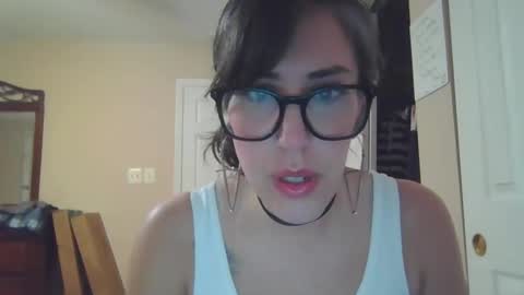 Snapshot of edengvse chatting on April 2026 05:04:02 AM edengvse online show from April 2026 05:04:02 AM