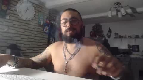 edgarram83 online show from December 2025 06:33:02 AM